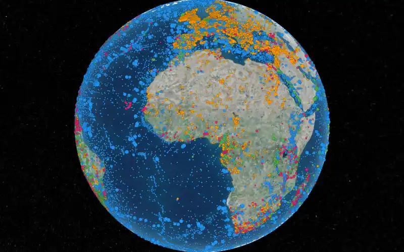 Animated rotating globe showing iSamples data points from 4 scientific repositories